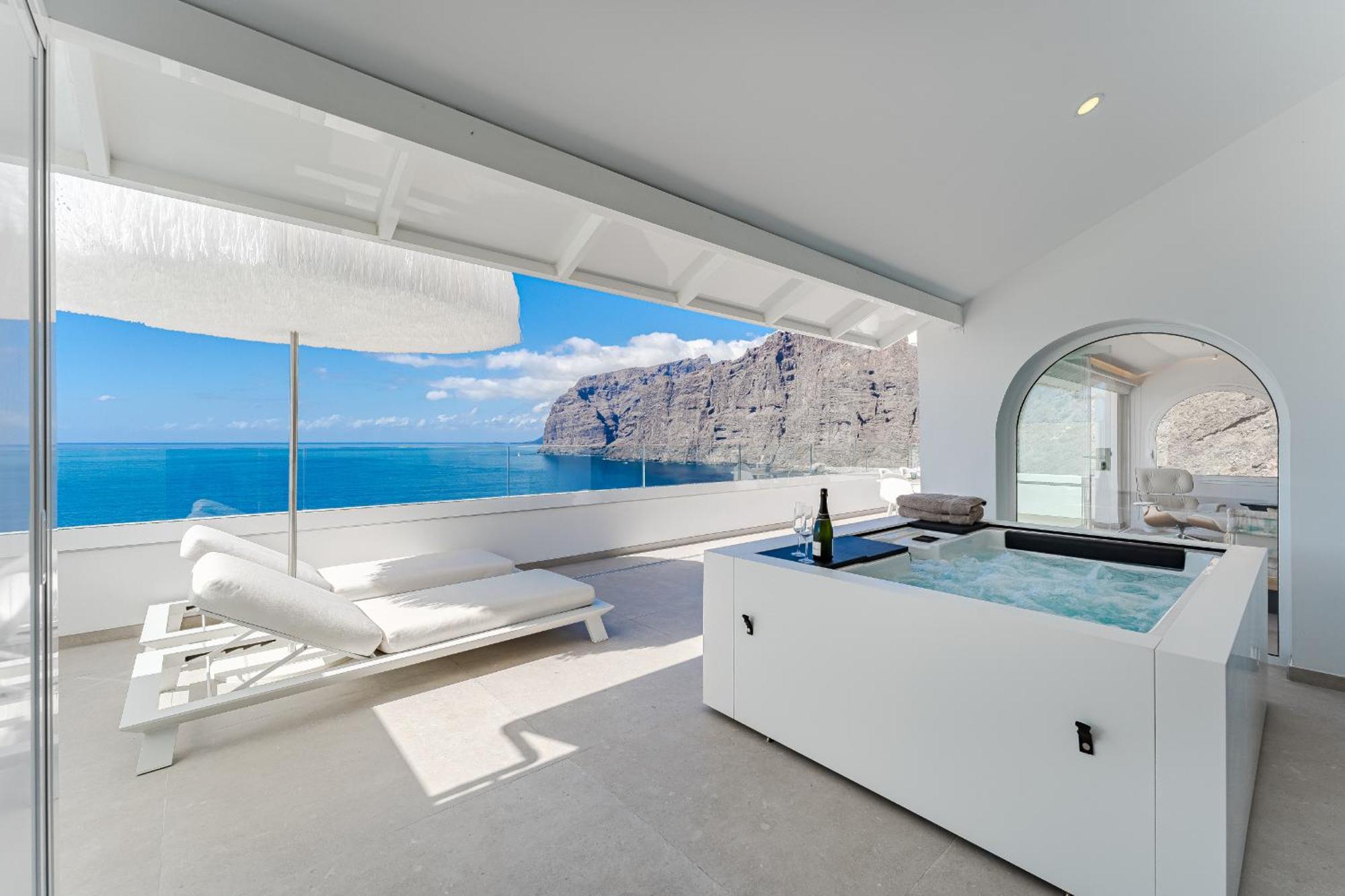 Blue Haven - Ocean View Penthouse With Jacuzzi And Pool Lägenhet Acantilado de los Gigantes Exteriör bild